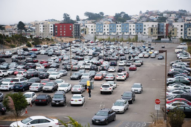 Balboa Reservoir parking at 12:30 as classes get out. Taken Aug 28 2017 by Otto Pippenger.