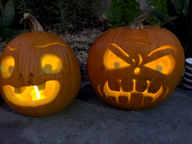 2019 Jack-o-Lantern Stroll. Sunnyside Neighborhood Association. Photo by Kenneth Hollenbeck