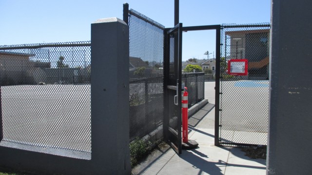 The yard is open during the day for socially distanced play at Sunnyside Elementary School. Photo: Sunnyside Neighborhood Association.
