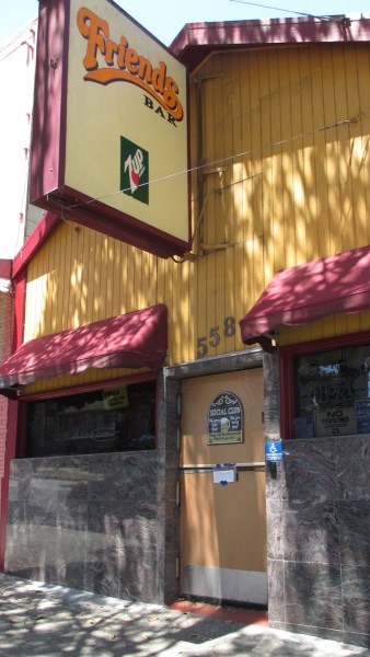 Friends Bar, 557 Monterey Blvd. Photo: Sunnyside Neighborhood Association.
